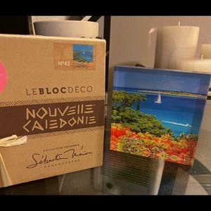 Le Bloc Déco New Caledonia Glass Art Cube Sebastian Merion